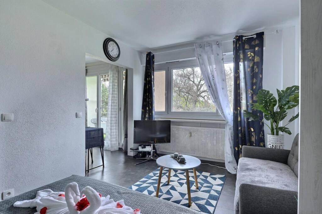 Studio Renov*Fibre*Parking 3 Min Gare De St-Louis Apartamento Saint-Louis  Exterior foto